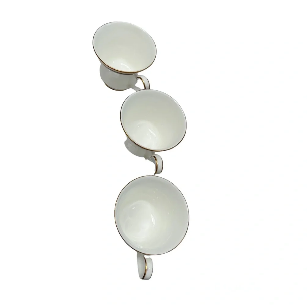 ROYAL DOULTON FORSYTH SET OF 3 FOOTED BONE CHINA CUPS & SAUCERS